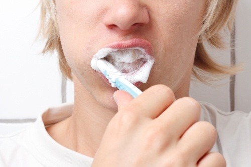 [Chăm sóc răng miệng] Đánh răng thường xuyên vẫn bị sâu răng