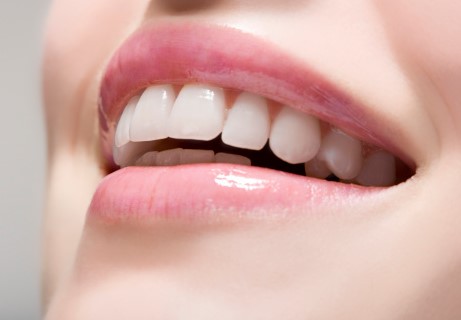 Chăm sóc răng sứ tại nhà như thế nào là hiệu quả nhất?