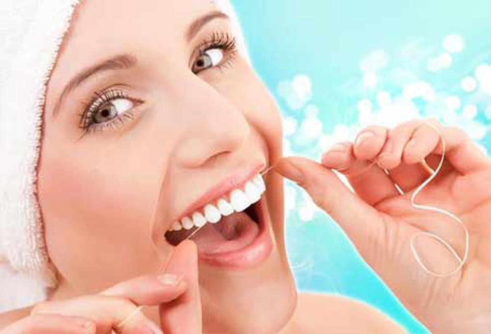 Nha khoa Ngọc Trai | Có nên tự làm trắng răng tại nhà hay không?