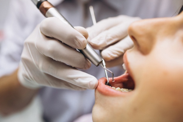 Nha khoa Ngọc Trai | Khi nào trồng răng implant là tốt nhất?